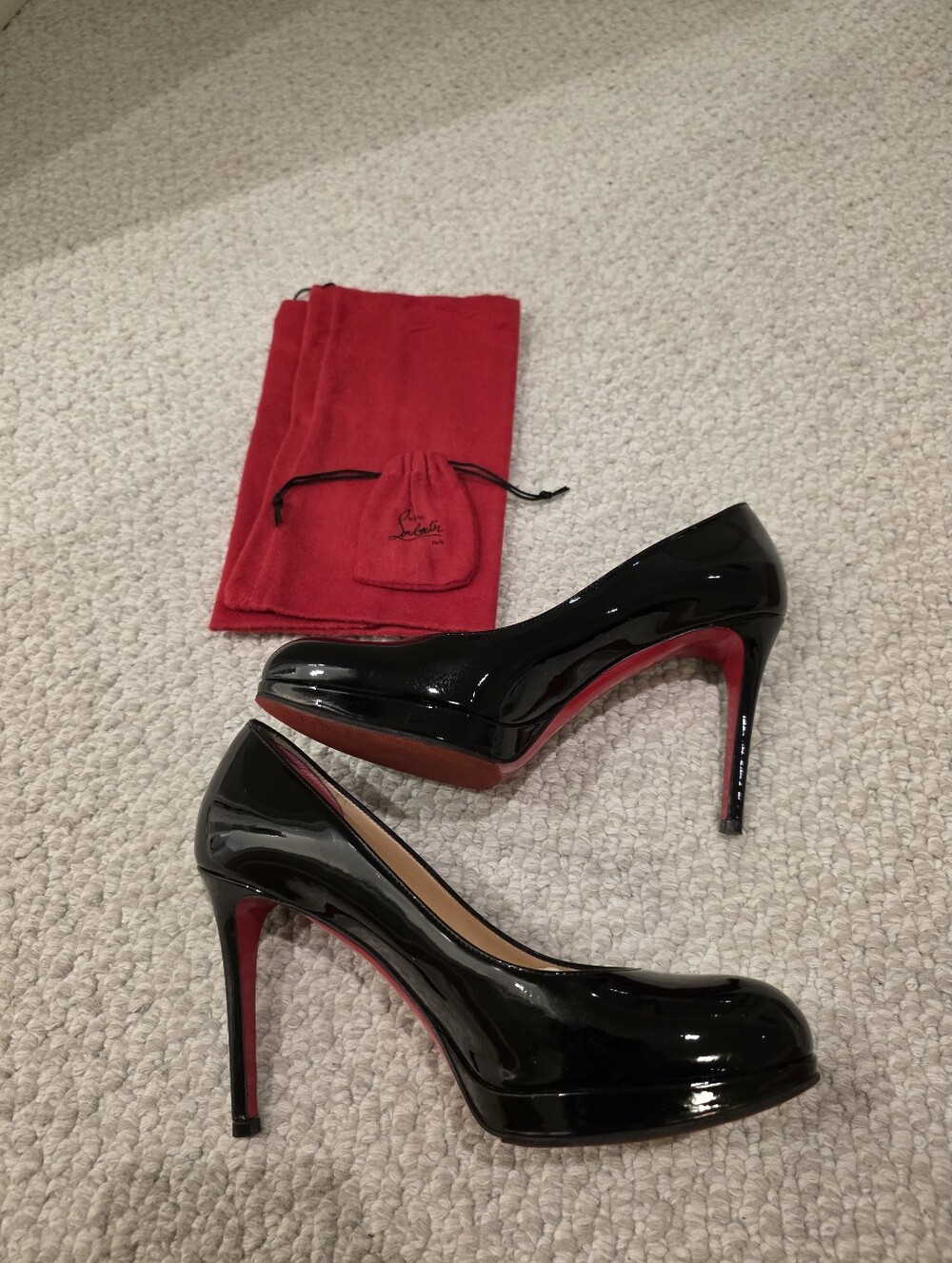 Christian Louboutin New Simple 100 Black Patent Pumps